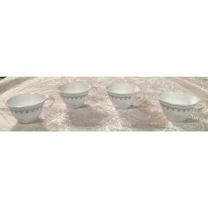 Set of 4 Vintage Corelle Livingware Blue Snowflake Garland Hook Handle Cups